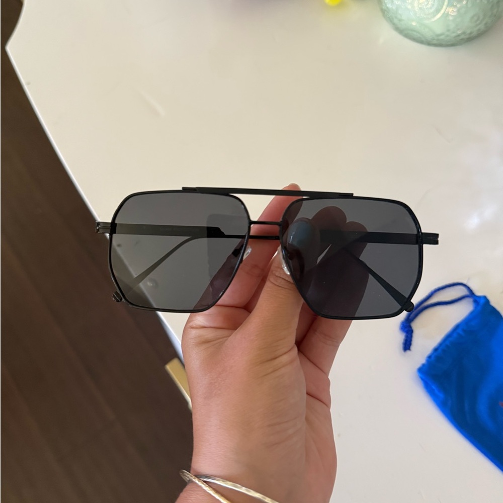 Chic Black Aviator Sunglasses from Homecoming Honolulu Boutique